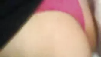 Arab mom with gorgeous big booty is more than ready to fuck on cam