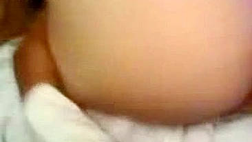 Arab mom with gorgeous big booty is more than ready to fuck on cam