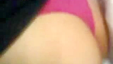 Arab mom with gorgeous big booty is more than ready to fuck on cam