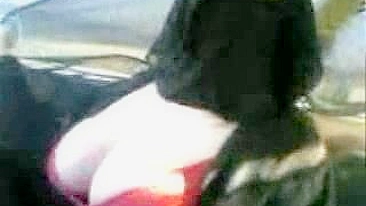 Dissolute mom reveals her huge Arab tits and panties in the car