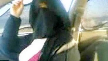 Dissolute mom reveals her huge Arab tits and panties in the car