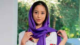 Porn helps Arab with hijab satisfy boyfriend while mom isn't home Porn helps Arab with hijab satisfy boyfriend while mom isn't home