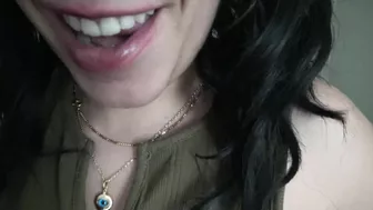 Busty Arab mom shares supreme experience in energized solo