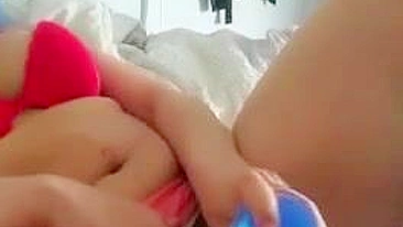 Arab homemade masturbation solo by a hot mom