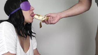 Arab beauty sucks dick blind folded in dirty XXX cam play