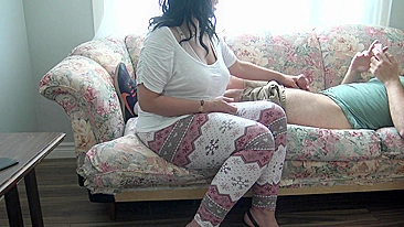 Arab mom prepares to suck dick clothed and provide top scenes