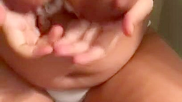 Naked Arab mom uses her big boobs to spice things even more