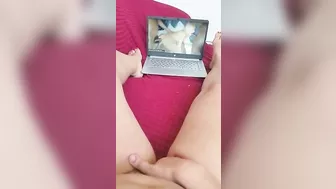 Iranian mom watches porn and masturbates in sexy home Arab solo