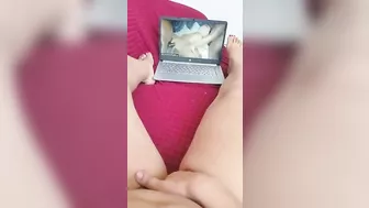 Iranian mom watches porn and masturbates in sexy home Arab solo