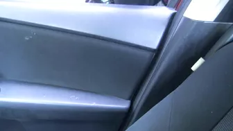 Arab babe in hijab gives sloppy handjob in the car