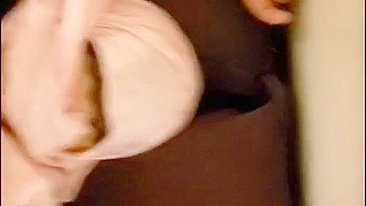 Full Arab porn video with hijab mom sucking dick and fucking