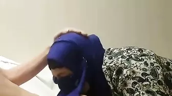 Arab wife throats cock and craves sperm on her hijab