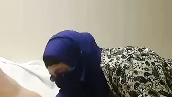 Arab wife throats cock and craves sperm on her hijab