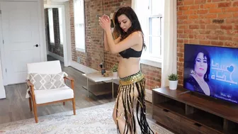 Lovely erotic Arab dance from Muslim slutty wife to spice up your day