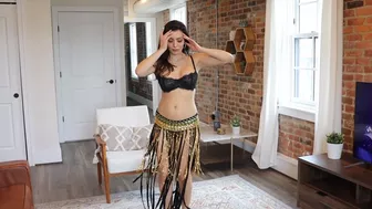 Lovely erotic Arab dance from Muslim slutty wife to spice up your day