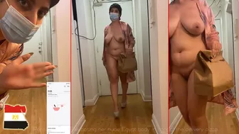 Perv Arab MILF exposing her nude body in front of the delivery pizza Perv Arab MILF exposing her nude body in front of the delivery pizza