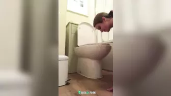 I saw porn history on daughter's phone she nasty bitch licking the toilet bowl