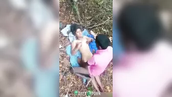 Babe ki jangal me chudai! girlfriend fucking outdoor in hindi