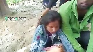 Jangal Me Mangal! Naughty couple caught on camera. Desi XXX mms leaked