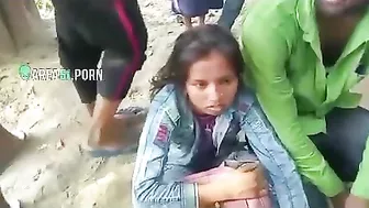 Jangal Me Mangal! Naughty couple caught on camera. Desi XXX mms leaked