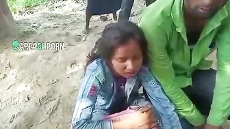 Jangal Me Mangal! Naughty couple caught on camera. Desi XXX mms leaked