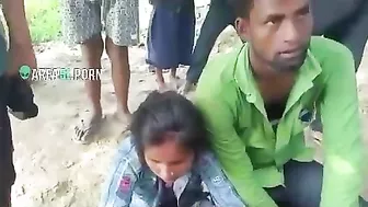 Jangal Me Mangal! Naughty couple caught on camera. Desi XXX mms leaked