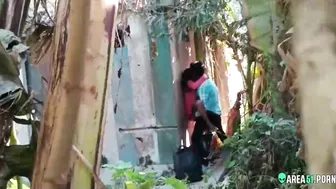 Leaked desi mms. Indian lovers outdoor caught, village college teacher fuck coed