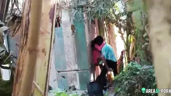 Leaked desi mms. Indian lovers outdoor caught, village college teacher fuck coed