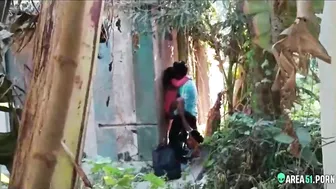 Leaked desi mms. Indian lovers outdoor caught, village college teacher fuck coed