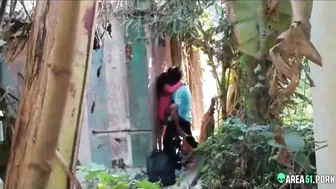 Leaked desi mms. Indian lovers outdoor caught, village college teacher fuck coed