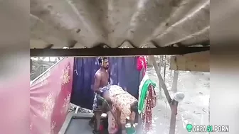 Leaked Desi XXX MMS, Indian boy fucking chubby aunty in outdoor bathroom