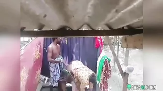 Leaked Desi XXX MMS, Indian boy fucking chubby aunty in outdoor bathroom