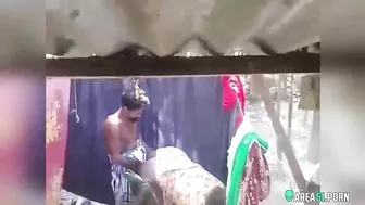 Leaked Desi XXX MMS, Indian boy fucking chubby aunty in outdoor bathroom