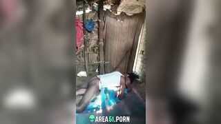 Desi XXX video! Village indian aunty nude cheating in an abandoned house