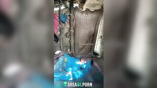 Desi XXX video! Village indian aunty nude cheating in an abandoned house