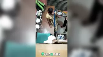 Leaked Desi XXX!  Perv Indian doctor fingering to bhabhi on hidden cam