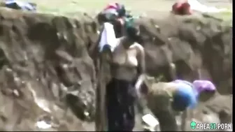 Desi mature women bathing outdoor in the Ganges river in varanasi, leaked Desi mature women bathing outdoor in the Ganges river in varanasi, leaked