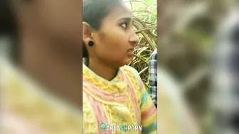 Jangal Me Mangal !? Horny couple caught by public. Indian mms leaked