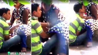 Viral Desi XXX MMS! In the bush, villager caught a couple fucking