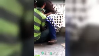 Viral Desi XXX MMS! In the bush, villager caught a couple fucking