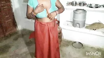 Sexy aunty with hot body and tight cunt fingering