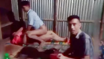 Aunt gets fucked by two nephews. Leaked Desi XXX MMs