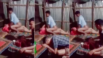 Aunt gets fucked by two nephews. Leaked Desi XXX MMs