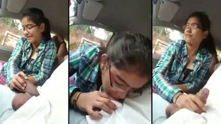 Video XXX viral: Desi coed sucking teachers cock for a good grades in car