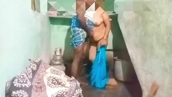 Desi XXX ! Home sex scandal of Kerala aunty with neighbor leaked