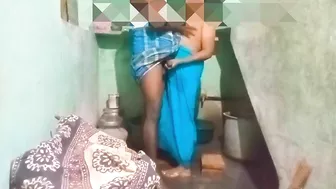 Desi XXX ! Home sex scandal of Kerala aunty with neighbor leaked