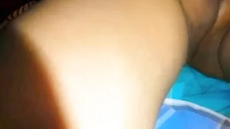 Desi XXX sex! Kerala village aunty show wet cunt