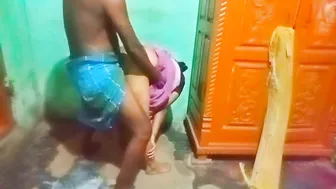 Desi XXX sex. Kerala aunty boob grab and seductive romance with neighbour