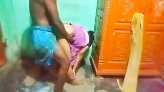 Desi XXX sex. Kerala aunty boob grab and seductive romance with neighbour