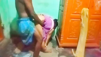 Desi XXX sex. Kerala aunty boob grab and seductive romance with neighbour